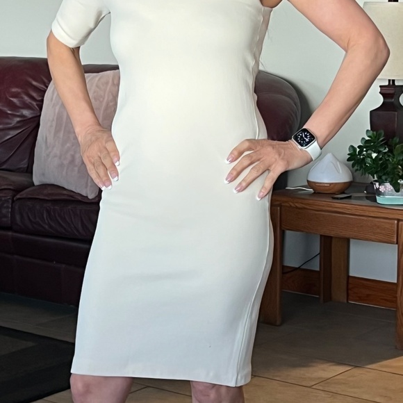 Clothes - Picture 3 of 3